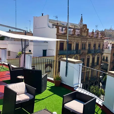 Atico, Studio 300 Meters From Cathedral And Giralda Σεβίλλη